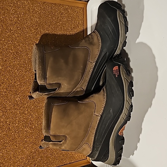 The North Face Boots - Picture 4 of 8